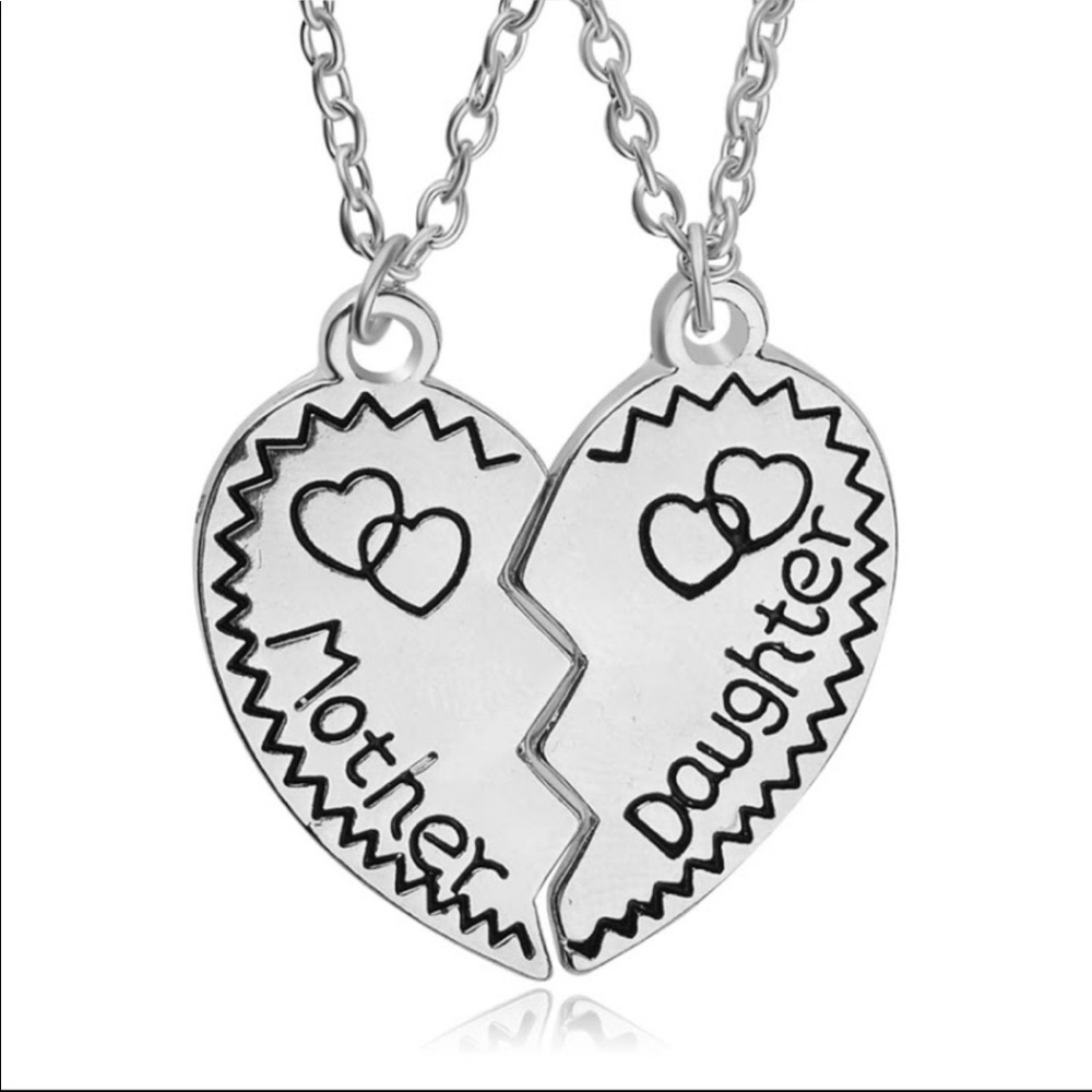 Mother daughter necklace heart set